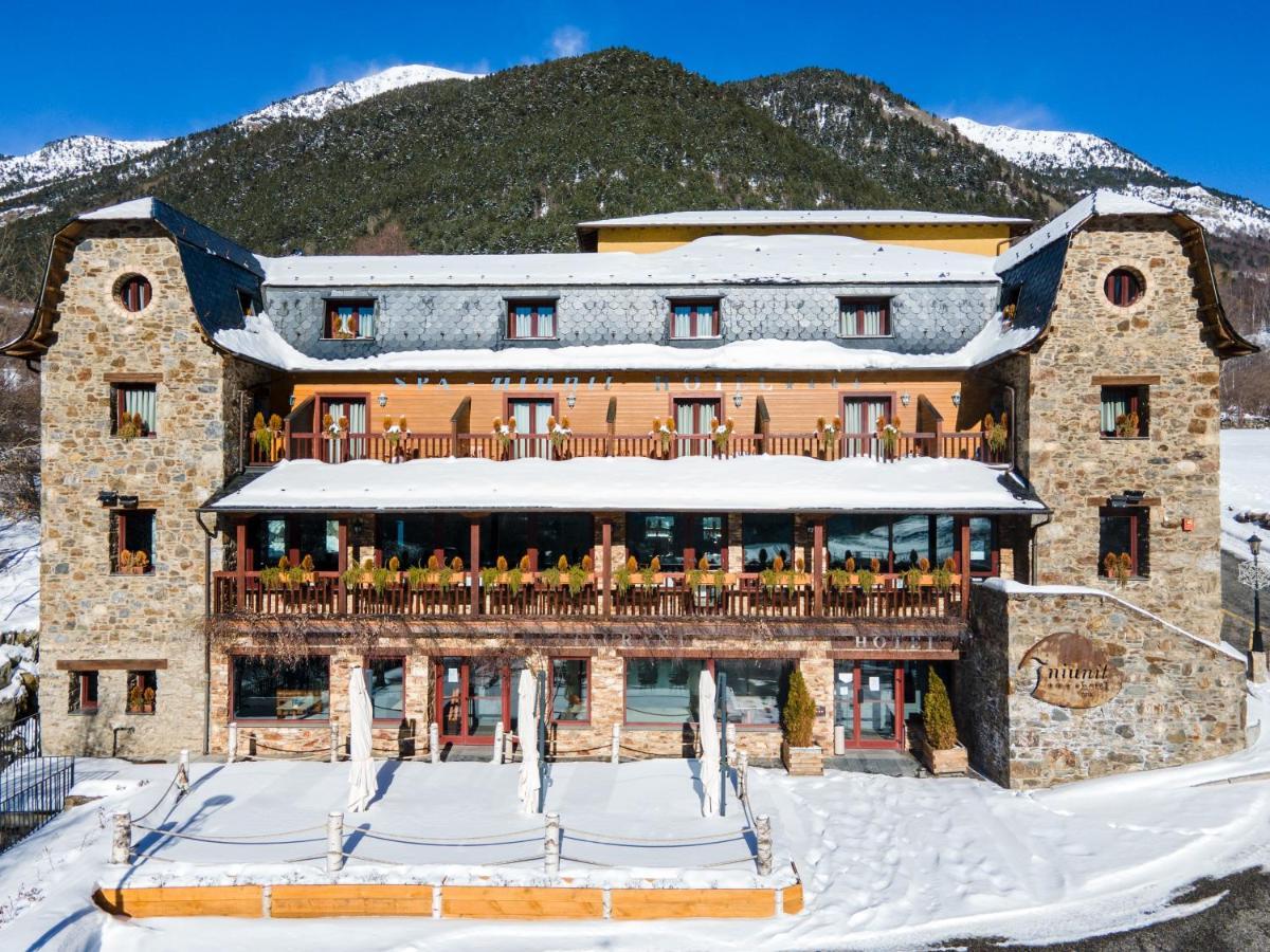 Hotel & Spa Niunit Эл Серрат Экстерьер фото