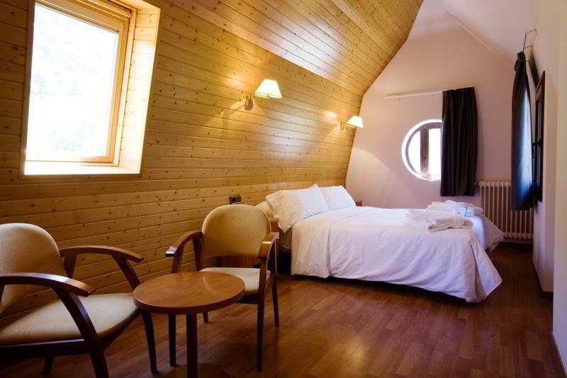 Hotel & Spa Niunit Эл Серрат Экстерьер фото