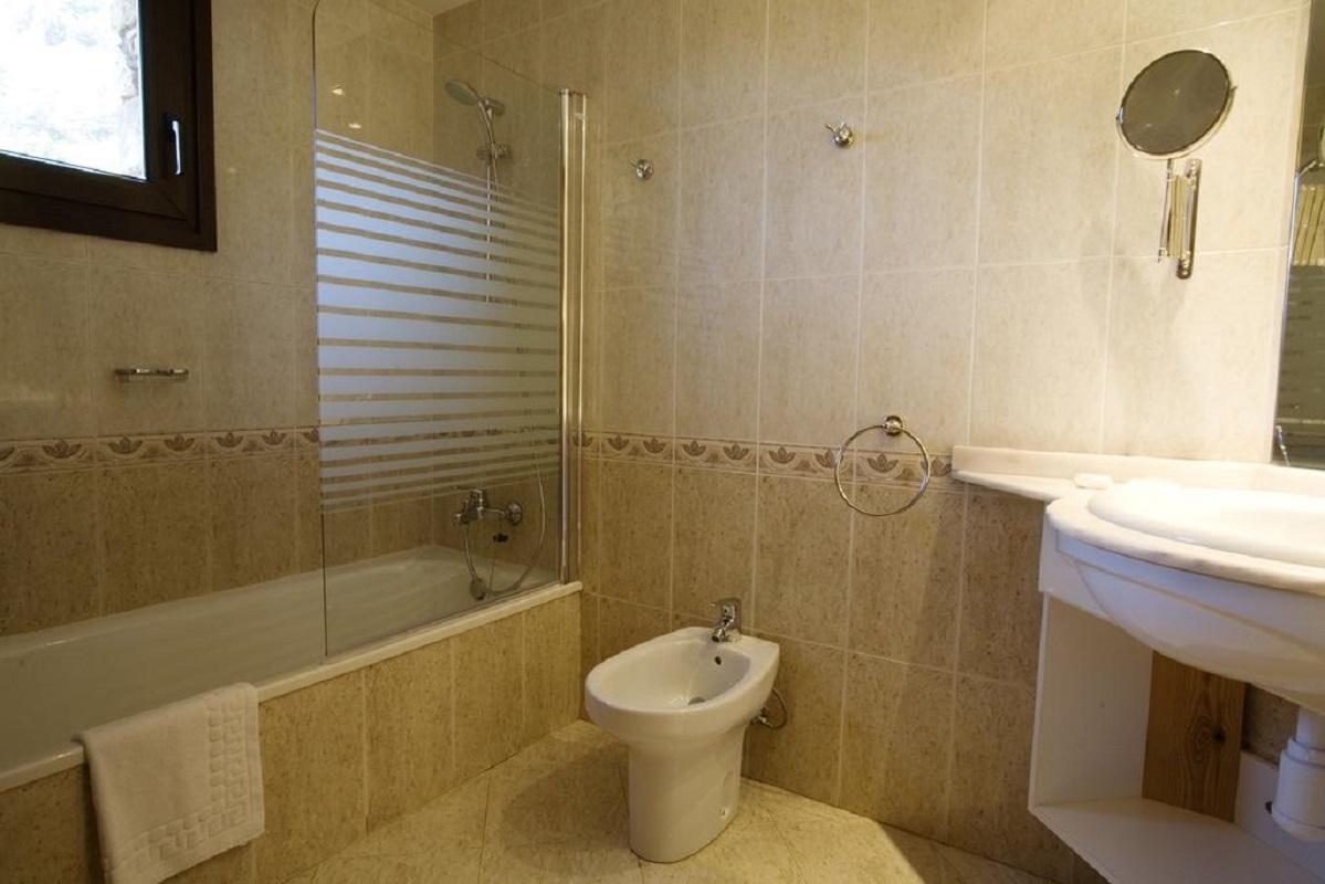 Hotel & Spa Niunit Эл Серрат Экстерьер фото