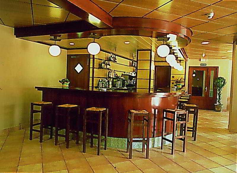 Hotel & Spa Niunit Эл Серрат Ресторан фото