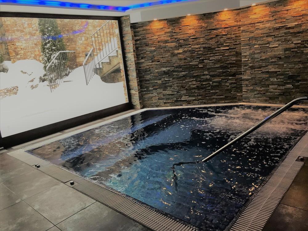Hotel & Spa Niunit Эл Серрат Экстерьер фото
