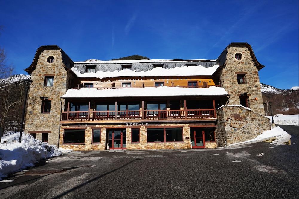 Hotel & Spa Niunit Эл Серрат Экстерьер фото