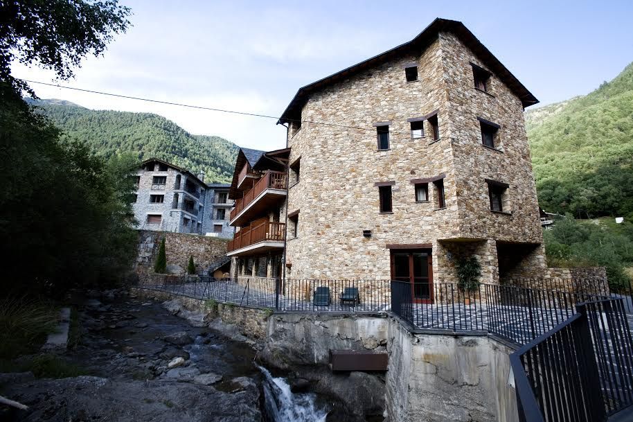 Hotel & Spa Niunit Эл Серрат Экстерьер фото